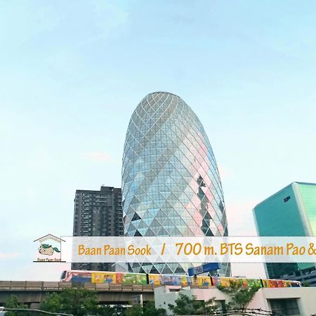 Baan Paan Sook Unitato Hostel Bangkok Buitenkant foto