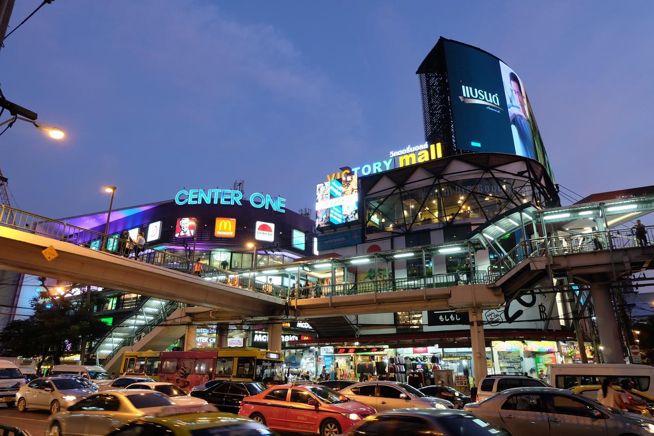 Baan Paan Sook Unitato Hostel Bangkok Buitenkant foto