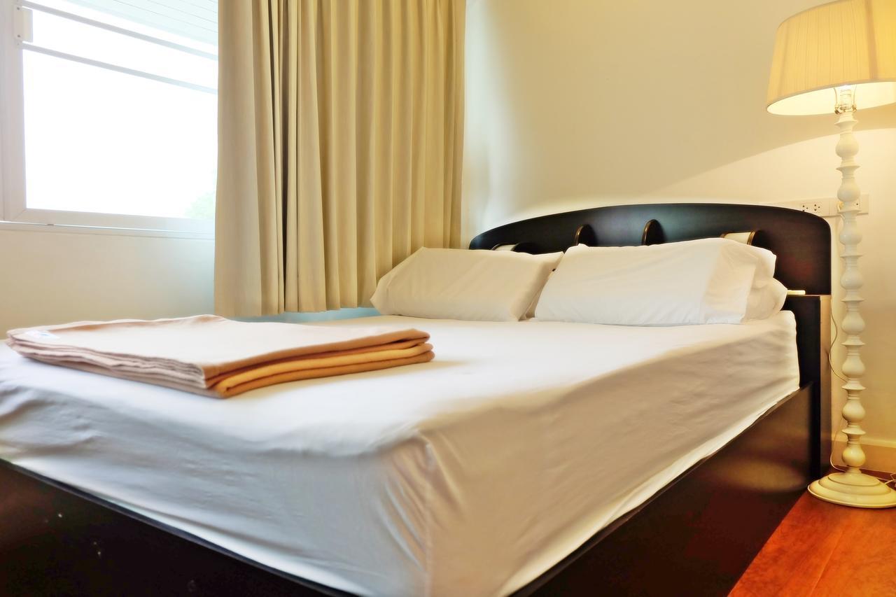 Baan Paan Sook Unitato Hostel Bangkok Buitenkant foto